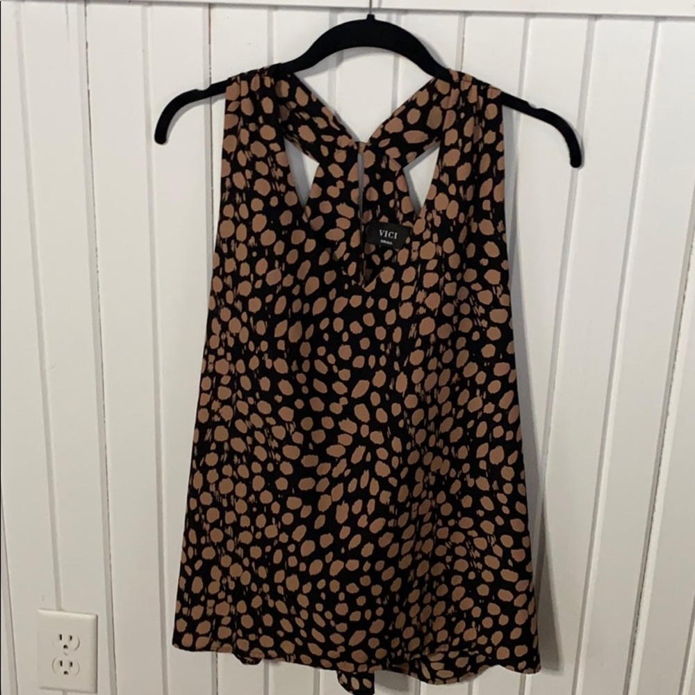 VICI Tank